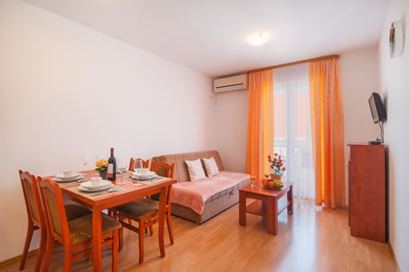 Apartmani Goran - apartman s 1 spavaćom sobom i pogledom na more