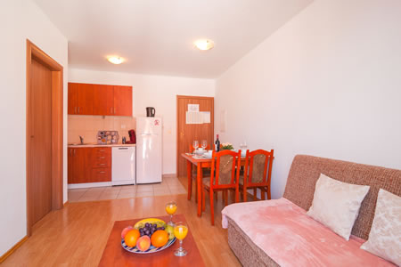 Apartmani Goran - apartman s 1 spavaćom sobom i pogledom na more