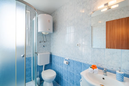 Apartmani Goran - apartman s 1 spavaćom sobom i pogledom na more