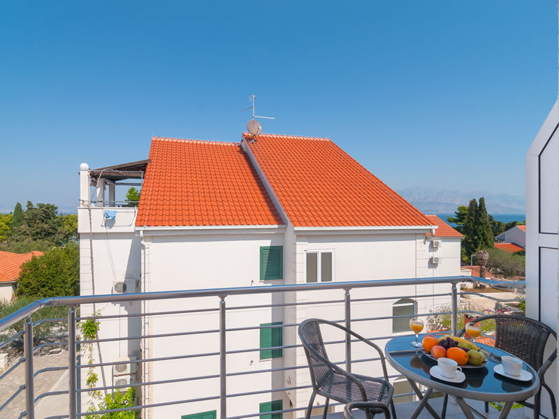 Apartmani Goran - apartman s 2 spavaće sobe i pogledom na more