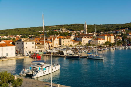 Supetarska luka - otok Brač